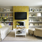 yellow-wallpaper-living-room